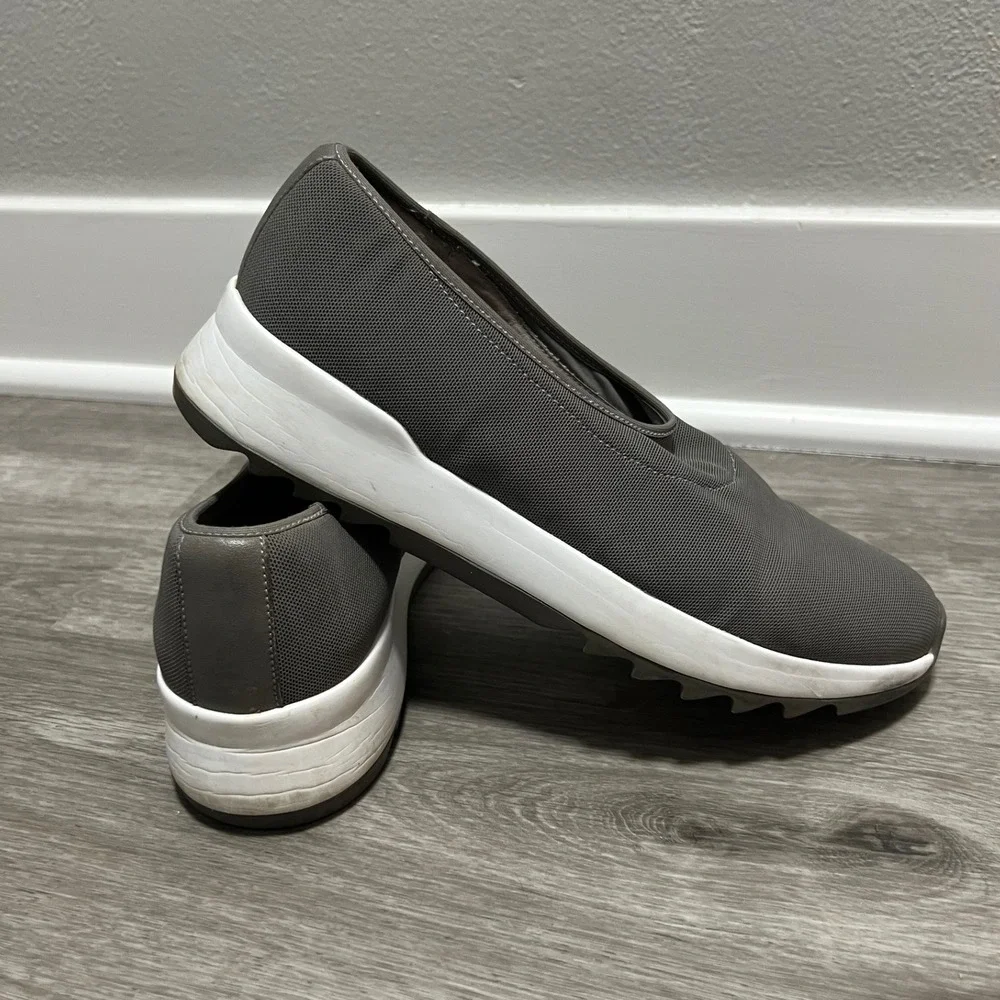 EILEEN FISHER Grey Slip On Sneakers Women's Size‎ 7 M Lightweight Comfort